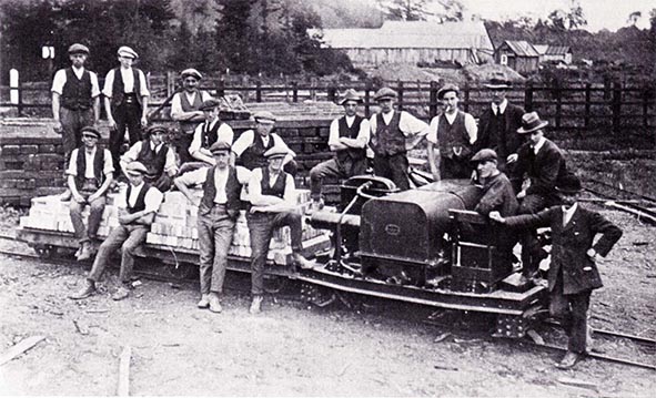 Locomotive at Horn's Siding 1929